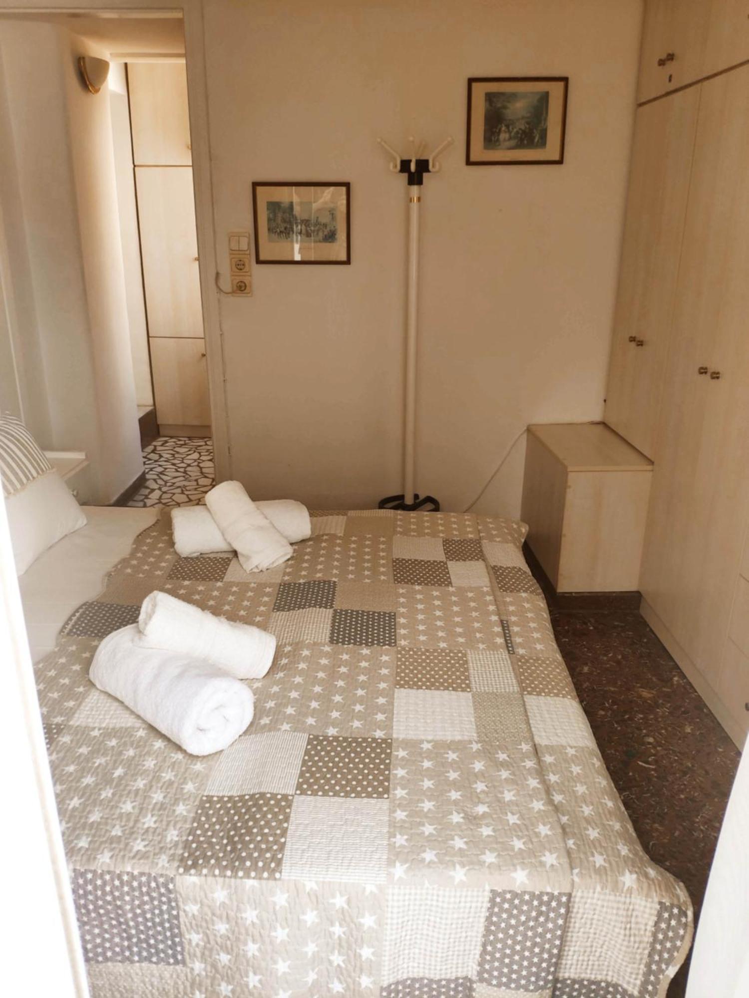 Sunny Central New Classic House Heraklion  Bagian luar foto